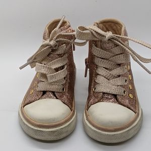 Pink high top Sneaker